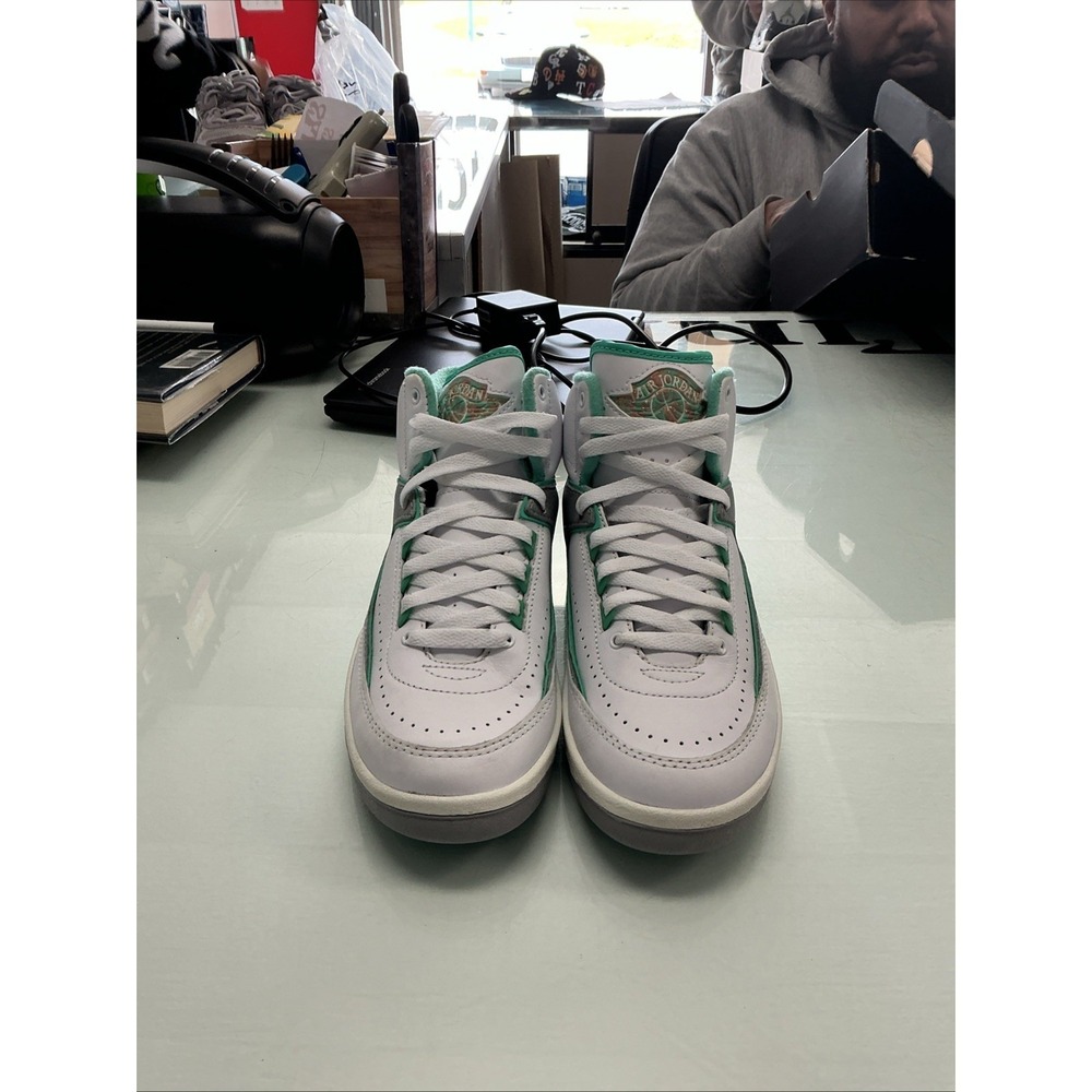 Jordan 2 Retro Crystal Mint Womens Size 6 Mens 4.5 FN6755-100 White Sneakers